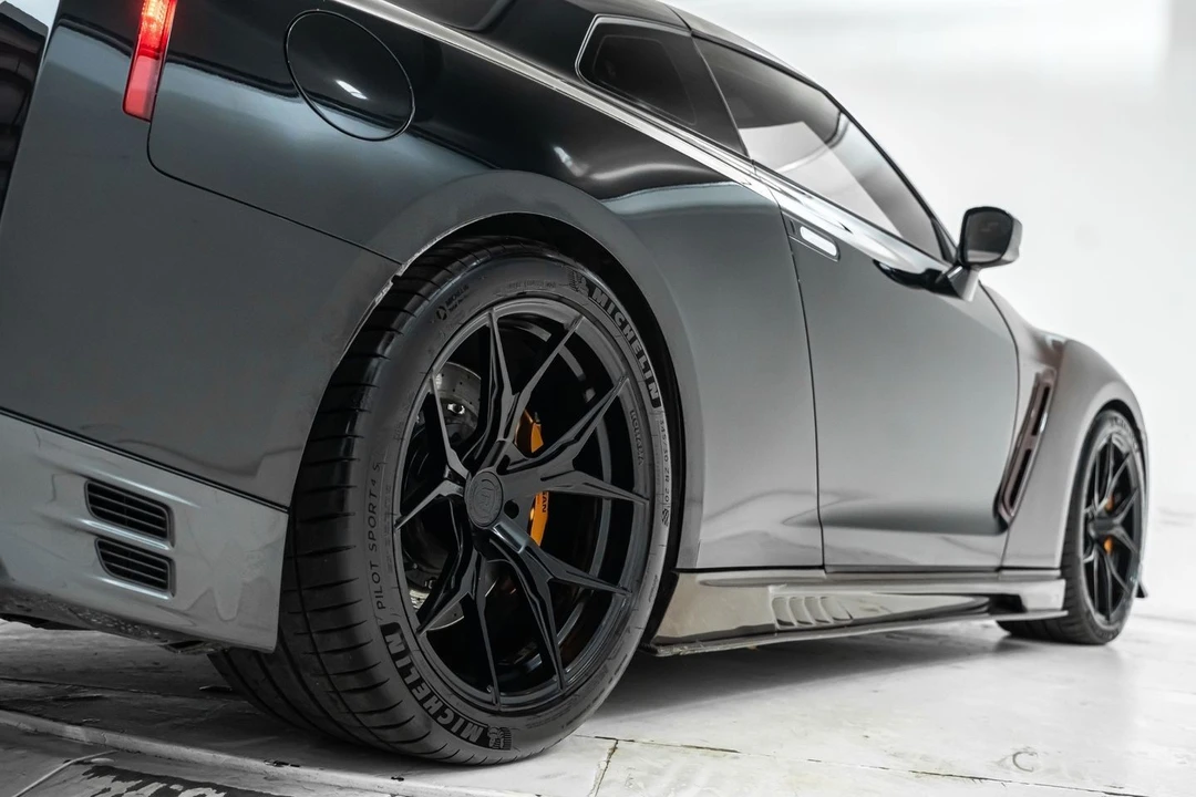 2015 Nissan R35 GT-R Premium - Image 16 of 31
