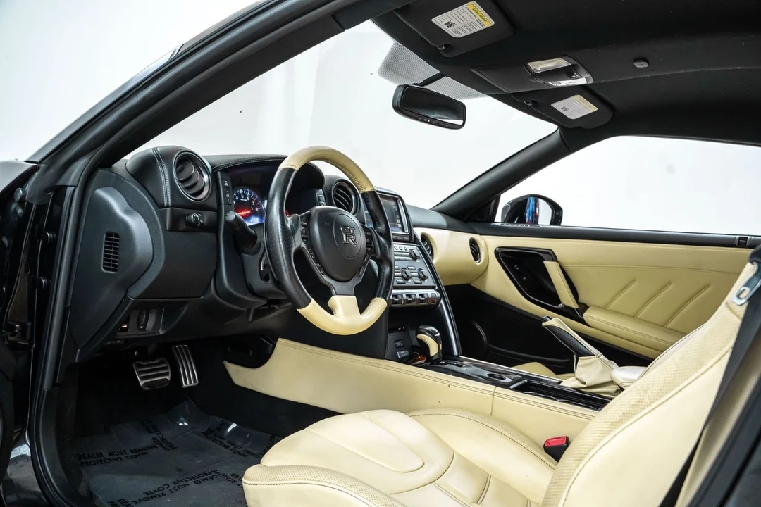 2015 Nissan R35 GT-R Premium - Image 22 of 31