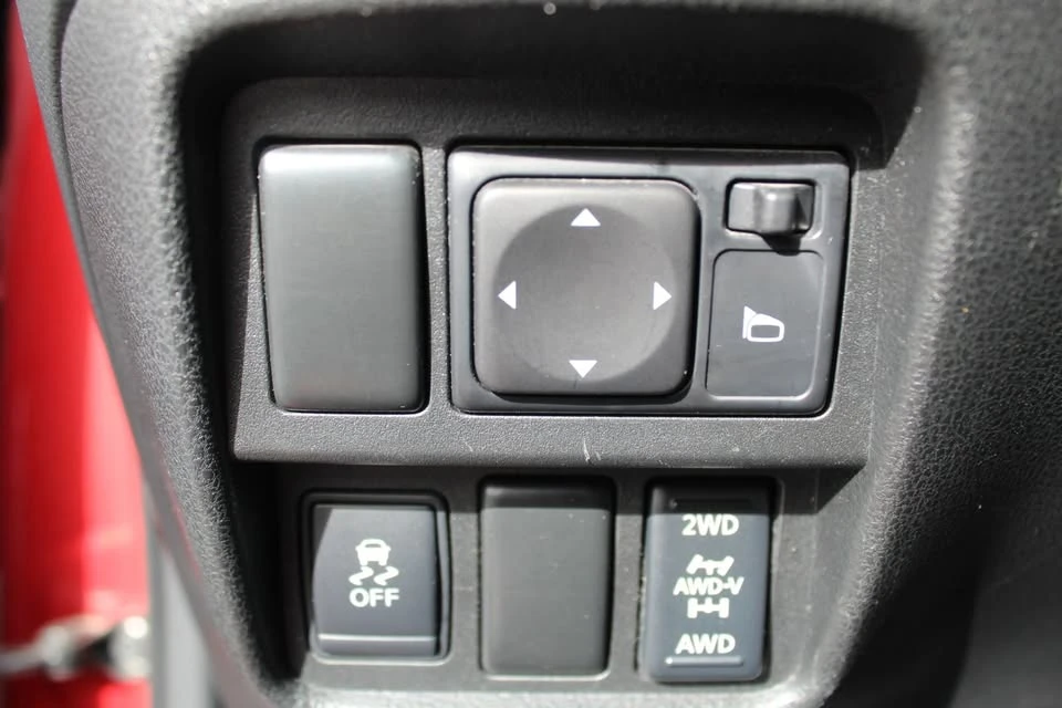2015 Nissan Juke - Image 17 of 20