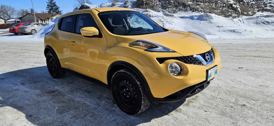 2015 Nissan Juke - Image 2 of 5