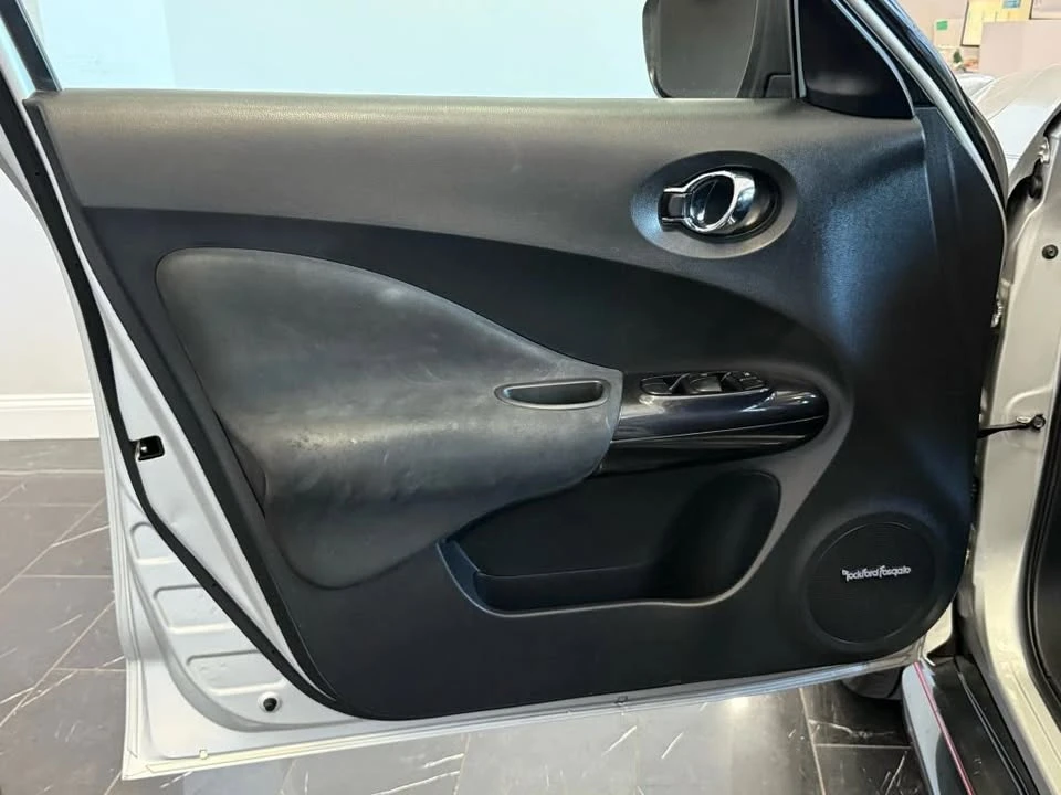 2015 Nissan Juke - Image 7 of 19