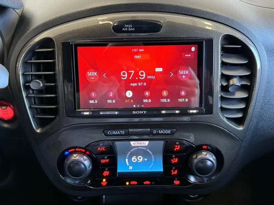 2015 Nissan Juke - Image 10 of 19
