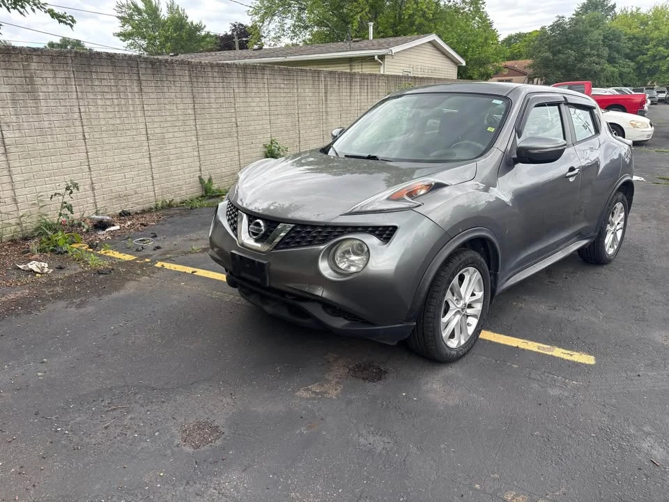 2015 Nissan Juke - Image 2 of 8