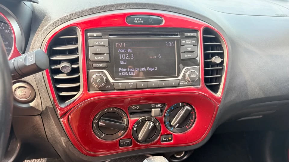 2015 Nissan Juke - Image 8 of 20