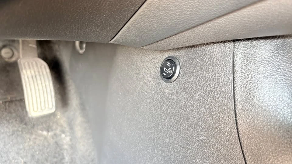 2015 Nissan Juke - Image 9 of 20