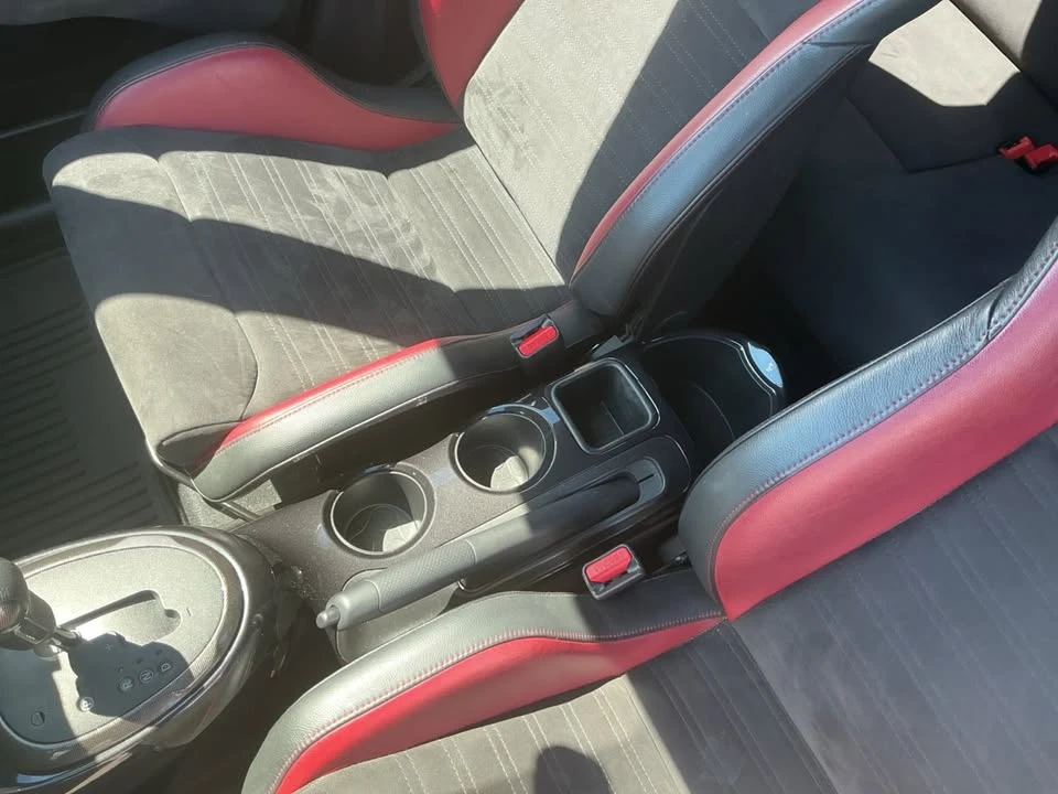 2015 Nissan Juke - Image 15 of 20