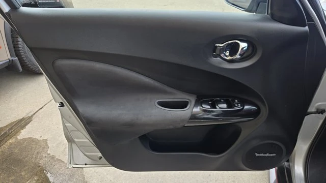 2015 Nissan Juke - Image 13 of 18