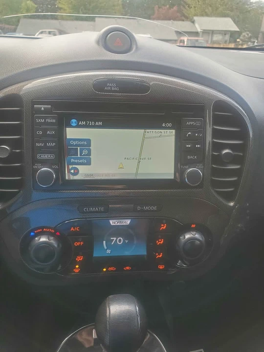 2015 Nissan Juke - Image 14 of 16
