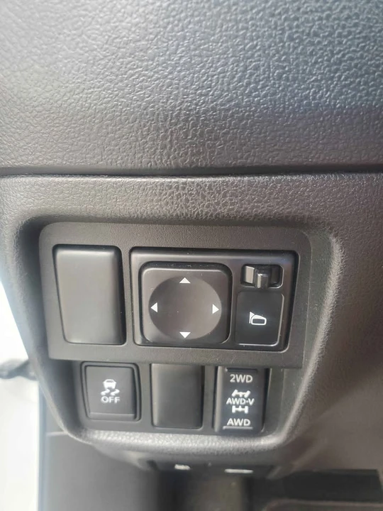 2015 Nissan Juke - Image 11 of 16