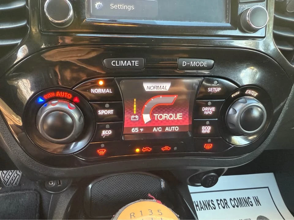 2015 Nissan Juke - Image 11 of 16
