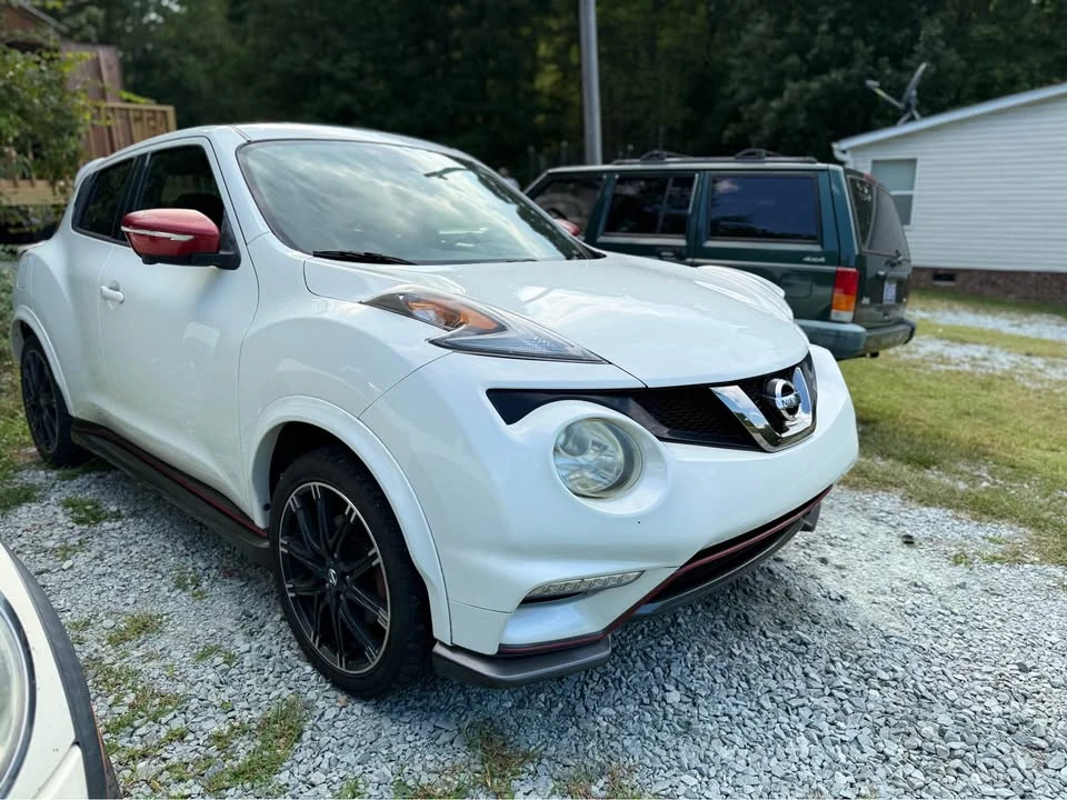 2015 Nissan Juke - Image 11 of 16
