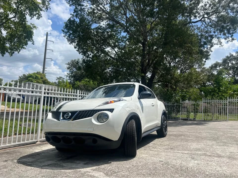 2015 Nissan Juke - Image 6 of 13