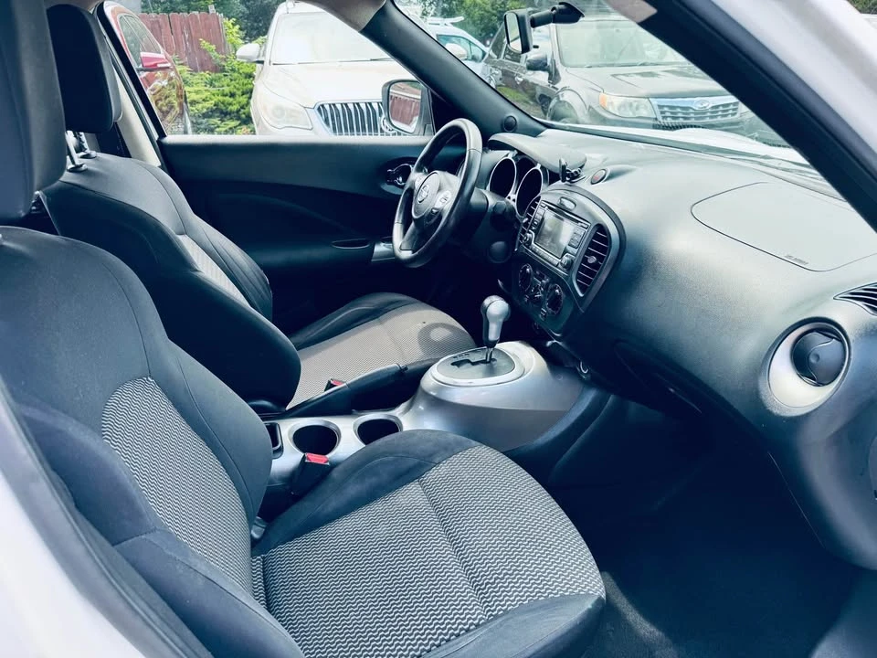 2015 Nissan Juke - Image 10 of 14