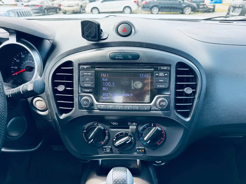 2015 Nissan Juke - Image 11 of 14