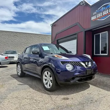 2015 Nissan JUKE S Sport Utility 4D