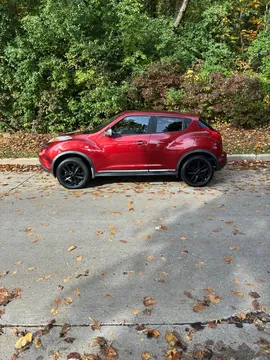 2015 Nissan JUKE SL Sport Utility 4D