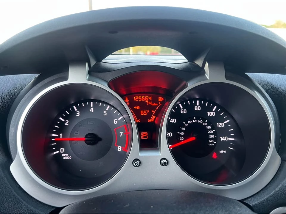 2015 Nissan Juke - Image 15 of 18
