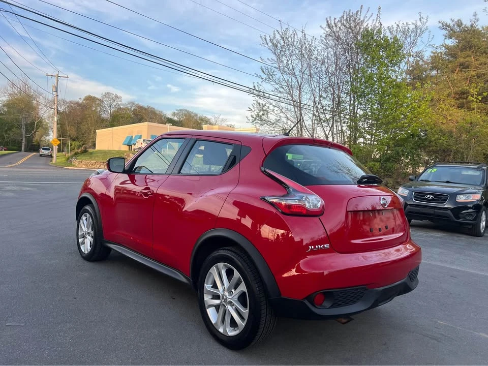 2015 Nissan Juke - Image 8 of 18