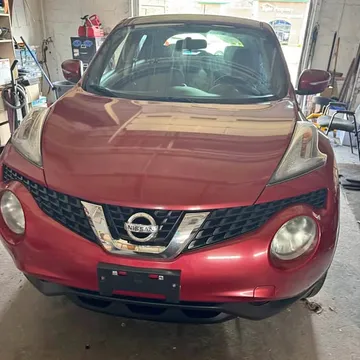2015 Nissan JUKE SV Sport Utility 4D