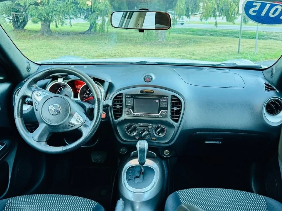 2015 Nissan Juke - Image 12 of 16