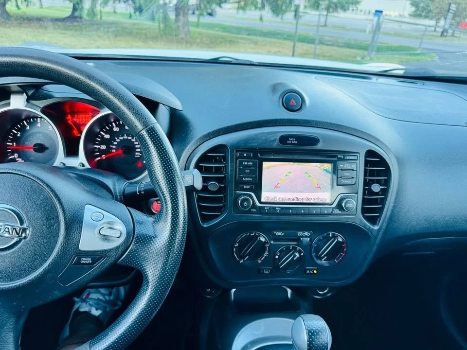 2015 Nissan Juke - Image 13 of 16