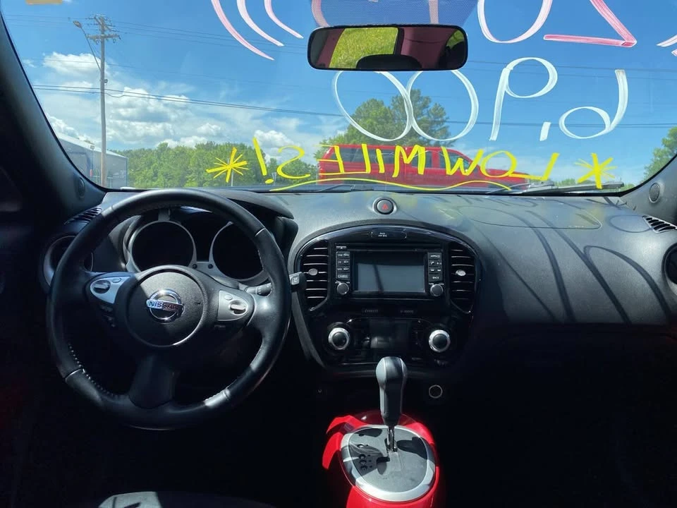 2015 Nissan Juke - Image 6 of 8