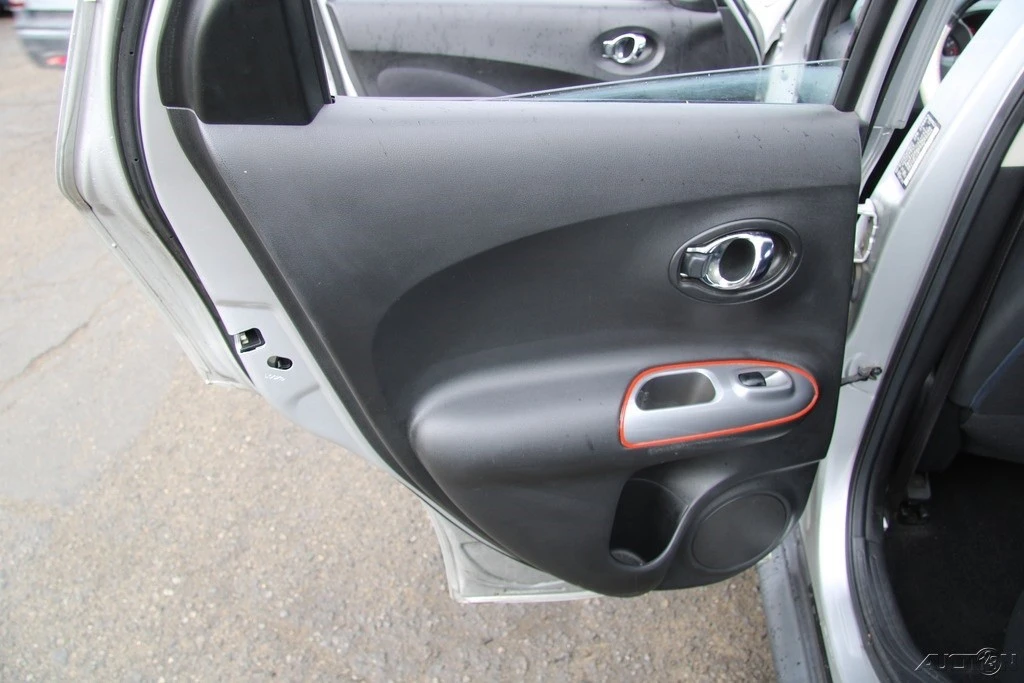 2015 Nissan Juke - Image 17 of 21