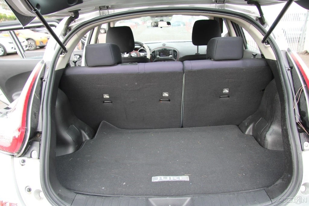 2015 Nissan Juke - Image 19 of 21