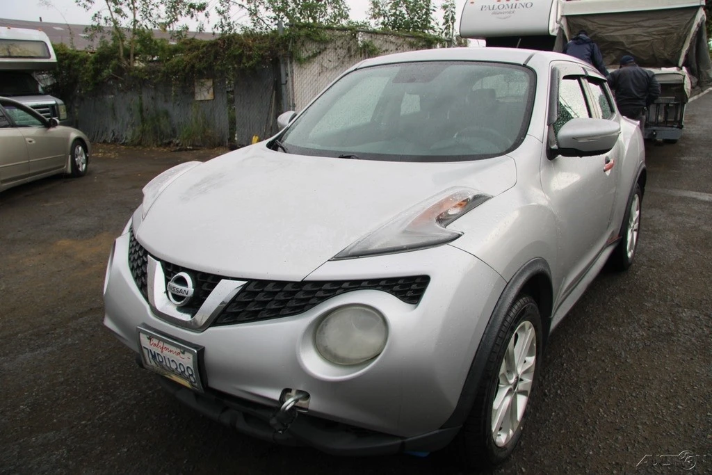 2015 Nissan Juke - Image 2 of 21