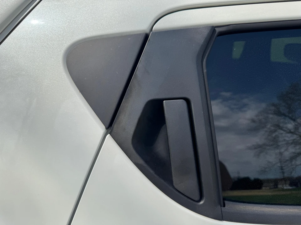 2015 Nissan Juke - Image 21 of 31