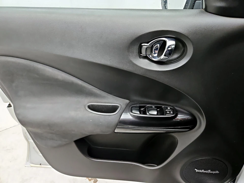 2015 Nissan Juke - Image 13 of 29
