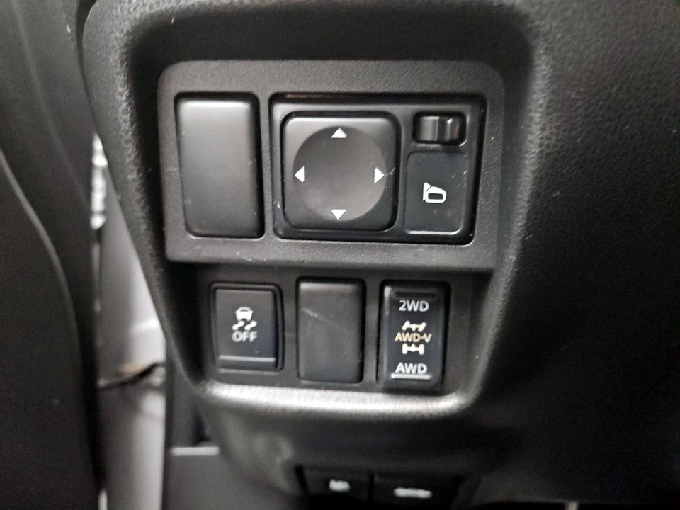 2015 Nissan Juke - Image 14 of 29