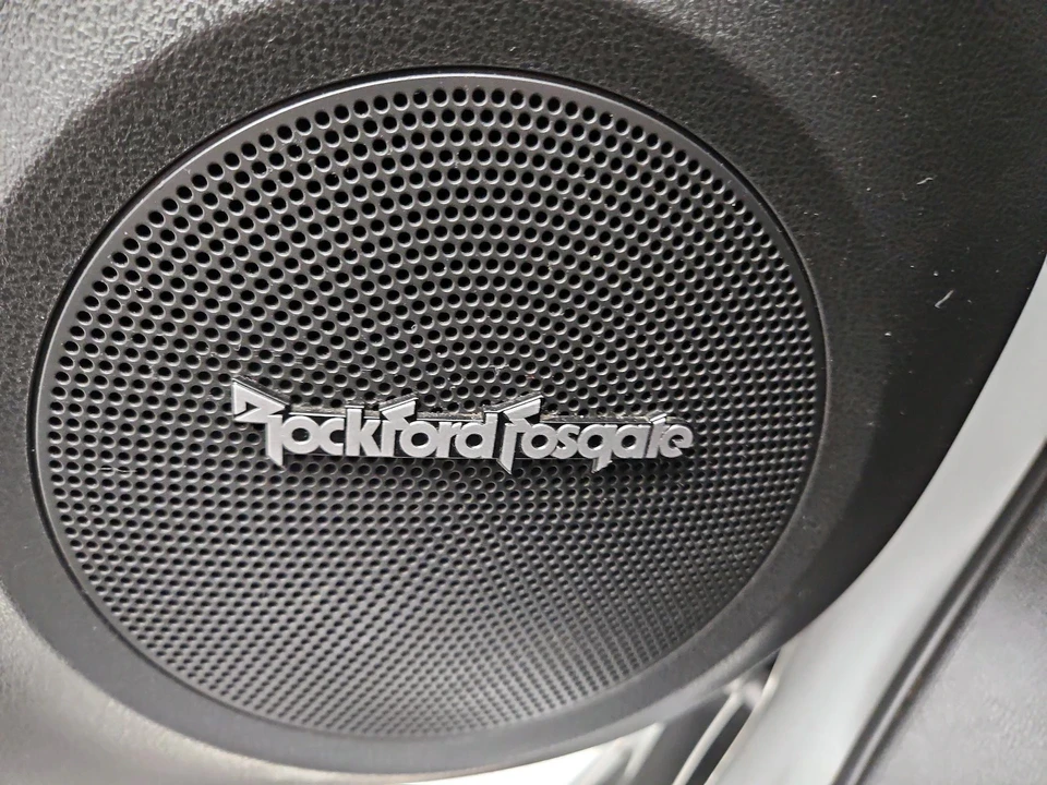 2015 Nissan Juke - Image 25 of 29