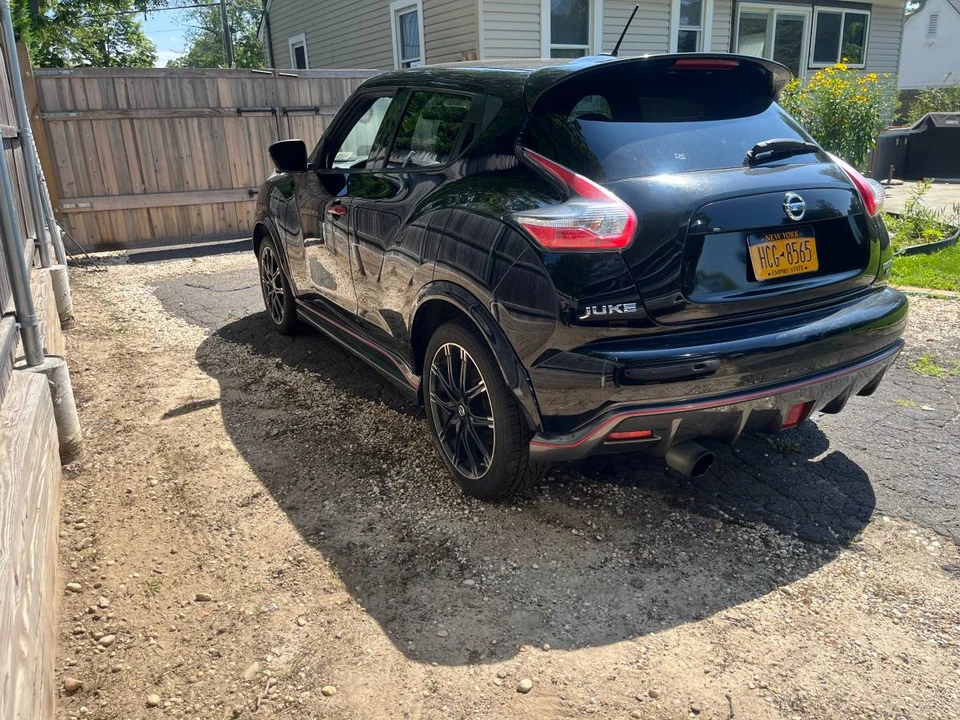 2015 Nissan Juke - Image 6 of 11
