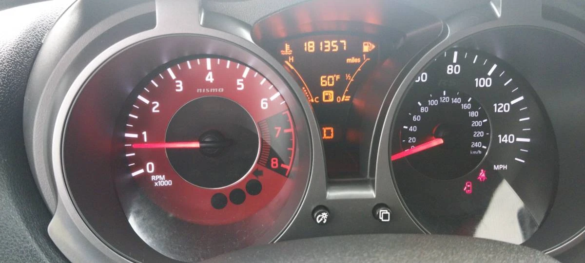 2015 Nissan Juke - Image 5 of 8
