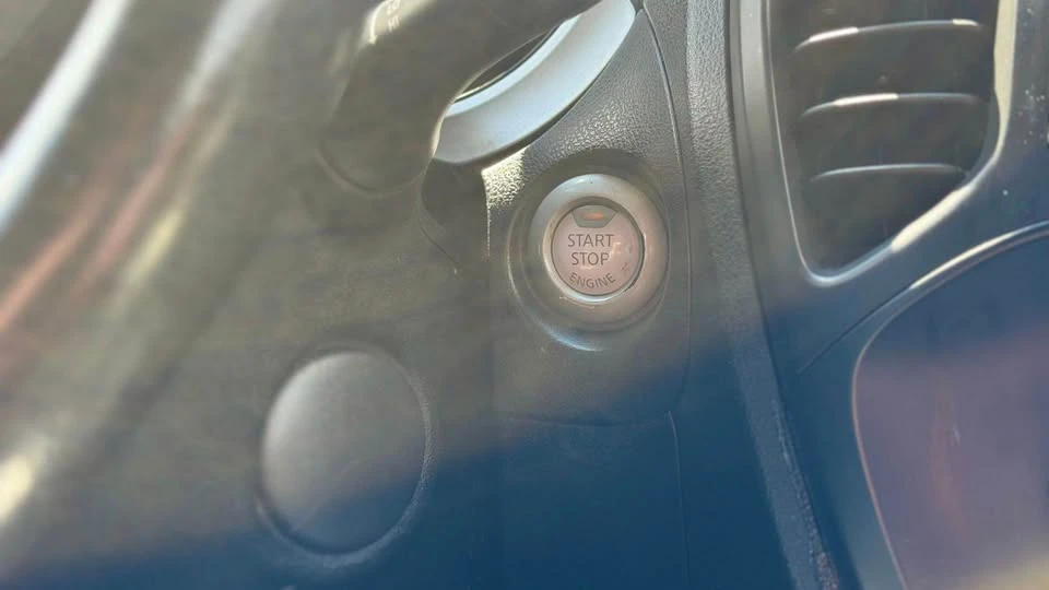 2015 Nissan Juke - Image 16 of 21