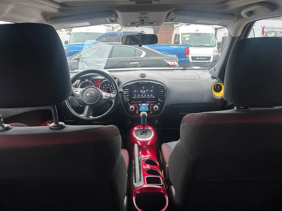 2015 Nissan Juke - Image 11 of 20
