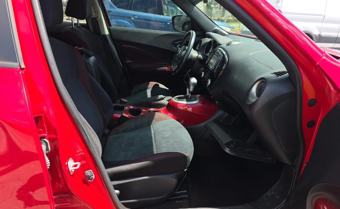 2015 Nissan Juke - Image 6 of 7