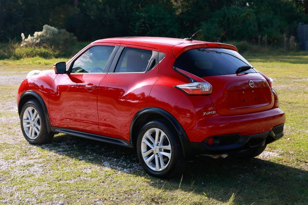 2015 Nissan Juke - Image 5 of 12