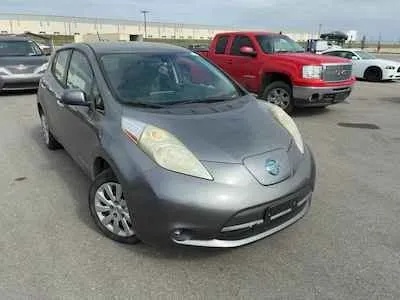 2015 Nissan LEAF S-24 Hatchback 4D