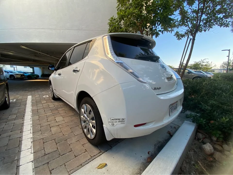 2015 Nissan Leaf - Image 4 of 13