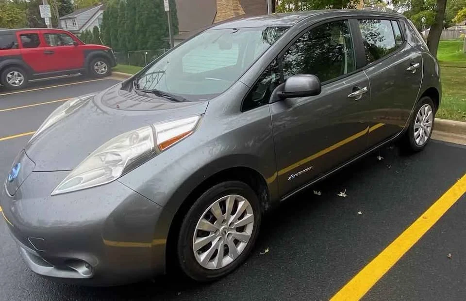 2015 Nissan Leaf - Image 3 of 19
