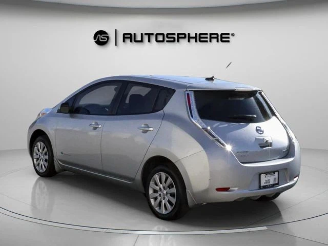 2015 Nissan Leaf - Image 7 of 21