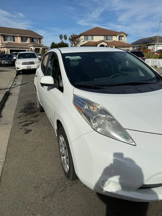 2015 Nissan Leaf - Image 3 of 7