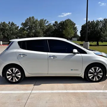 2015 Nissan LEAF SL