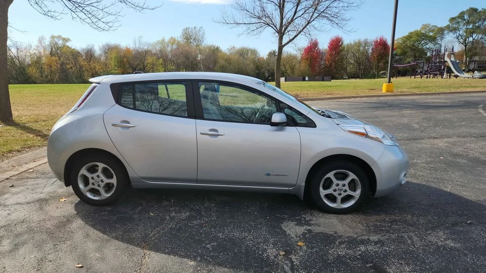 2015 Nissan Leaf - Image 3 of 5