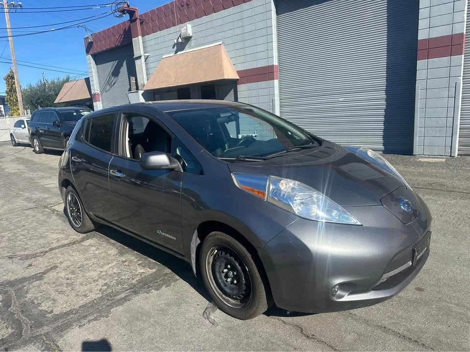 2015 Nissan Leaf - Image 7 of 8