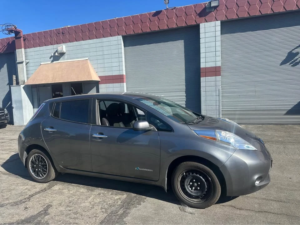 2015 Nissan Leaf - Image 8 of 8