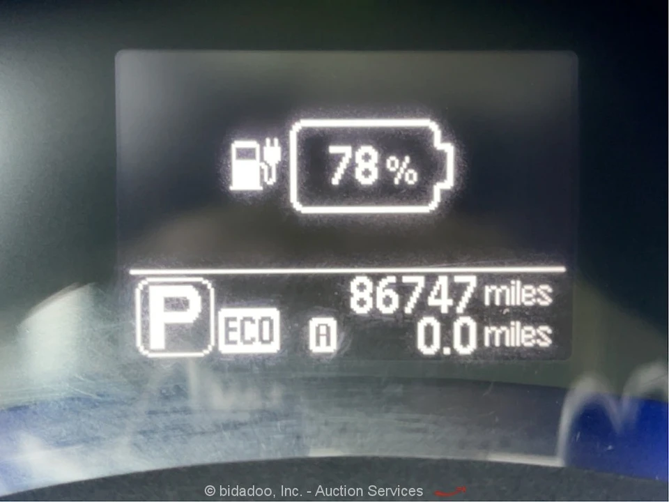 2015 Nissan Leaf - Image 9 of 12