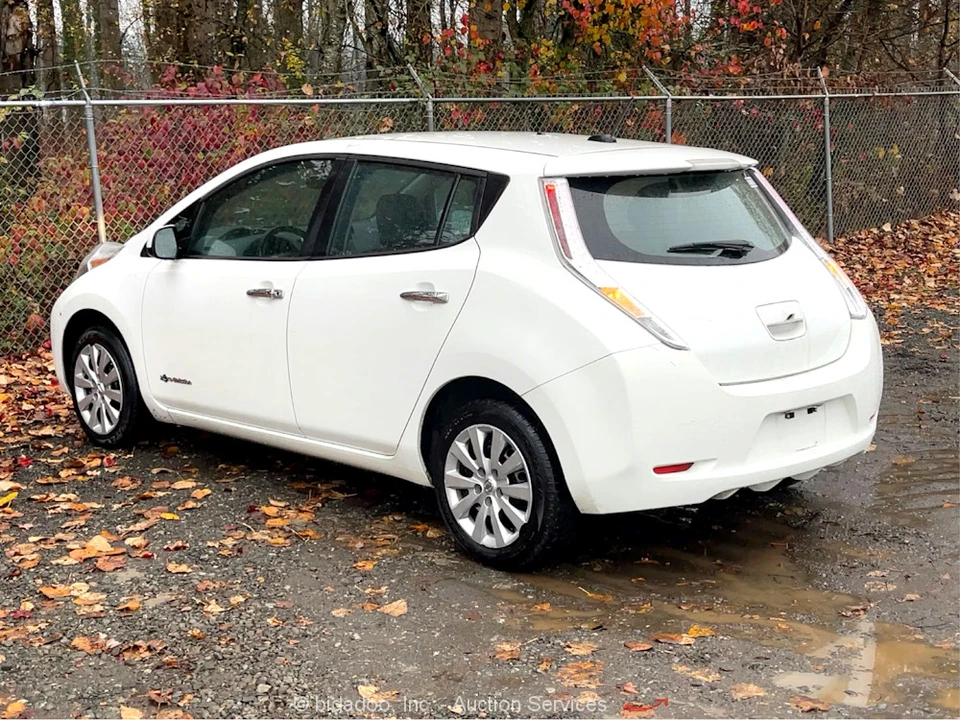 2015 Nissan Leaf - Image 3 of 12